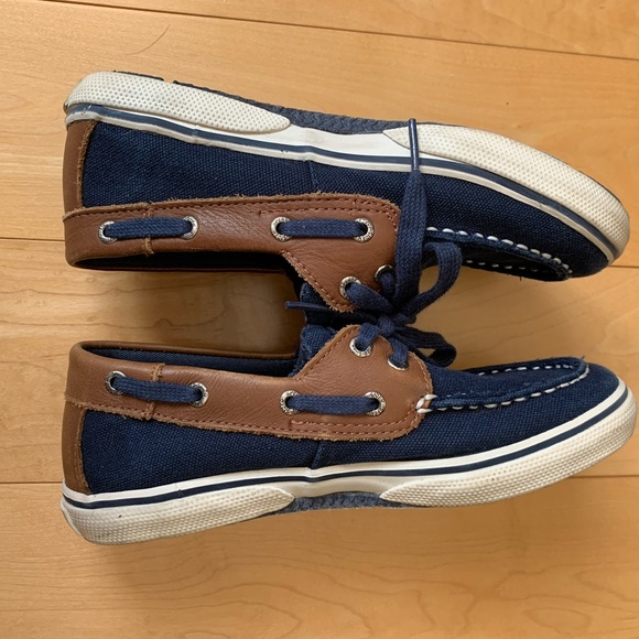 Sperry Shoes - Picture 3 of 4